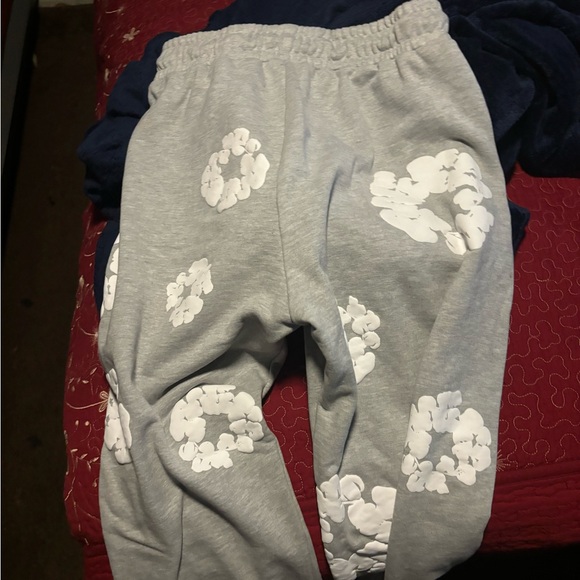 demin tear sweats size L